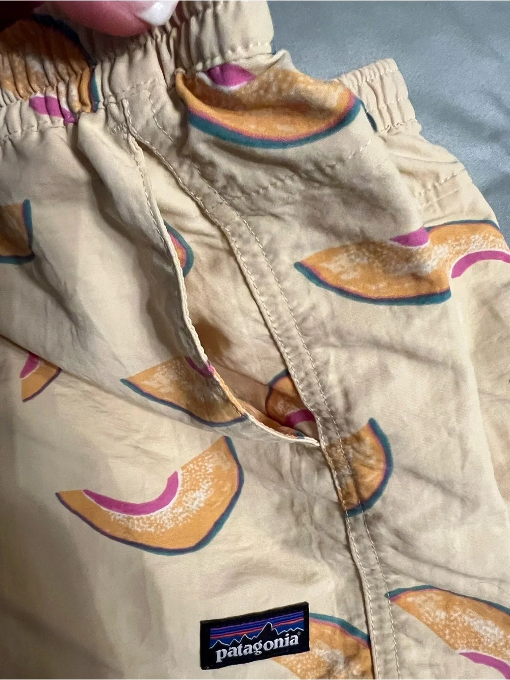Patagonia Girls XL Yellow Melon-Print swim board Shorts